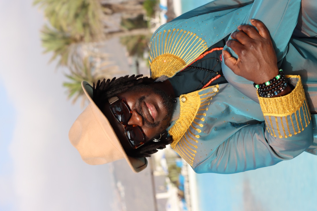 Adédèjì, Singer · Guitarist · Composer